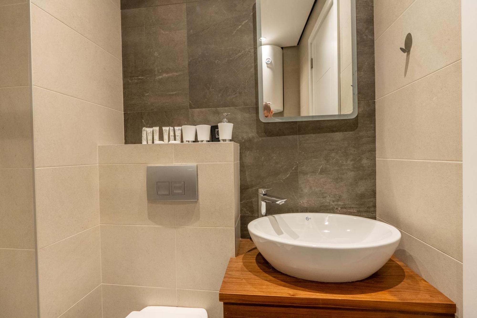 Kondina Suites Белград Экстерьер фото