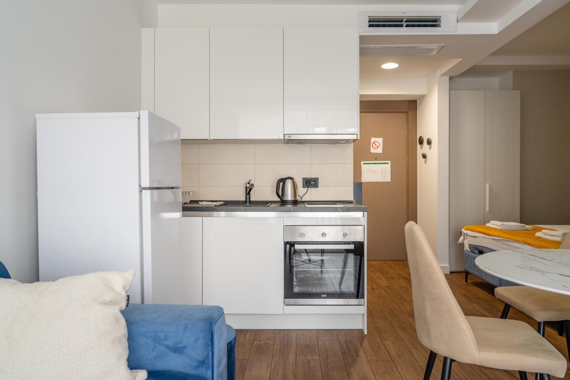 Kondina Suites Белград Экстерьер фото